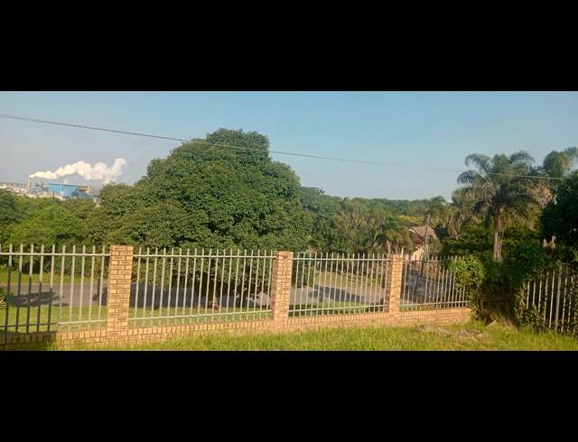 4 BEDROOM FREESTANDING FOR SALE IN STANGER CENTRAL